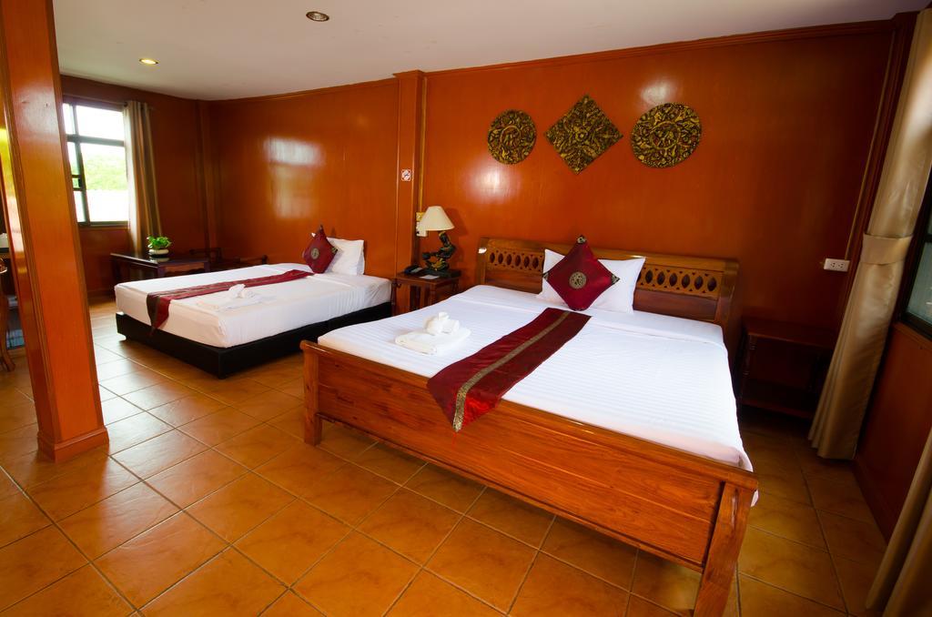 Avila Resort Pattaya Джомтиен Бийч Екстериор снимка