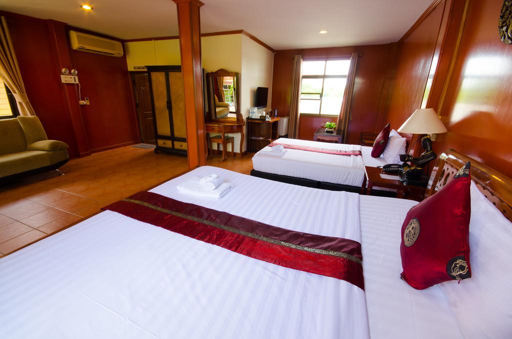 Avila Resort Pattaya Джомтиен Бийч Екстериор снимка